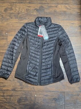 New with tags 32 Degrees Heat women’s Ultra Light Down jacket in black, size M
